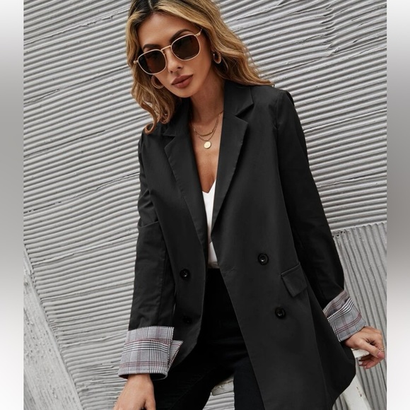 Double breasted blazer 🖤🤍🖤🤍 - Picture 5 of 8